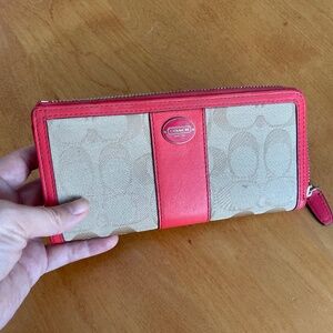 Coach wallet
